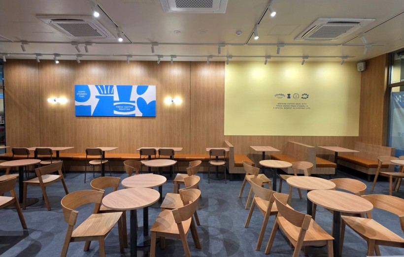 베이직 타입 매장 인테리어